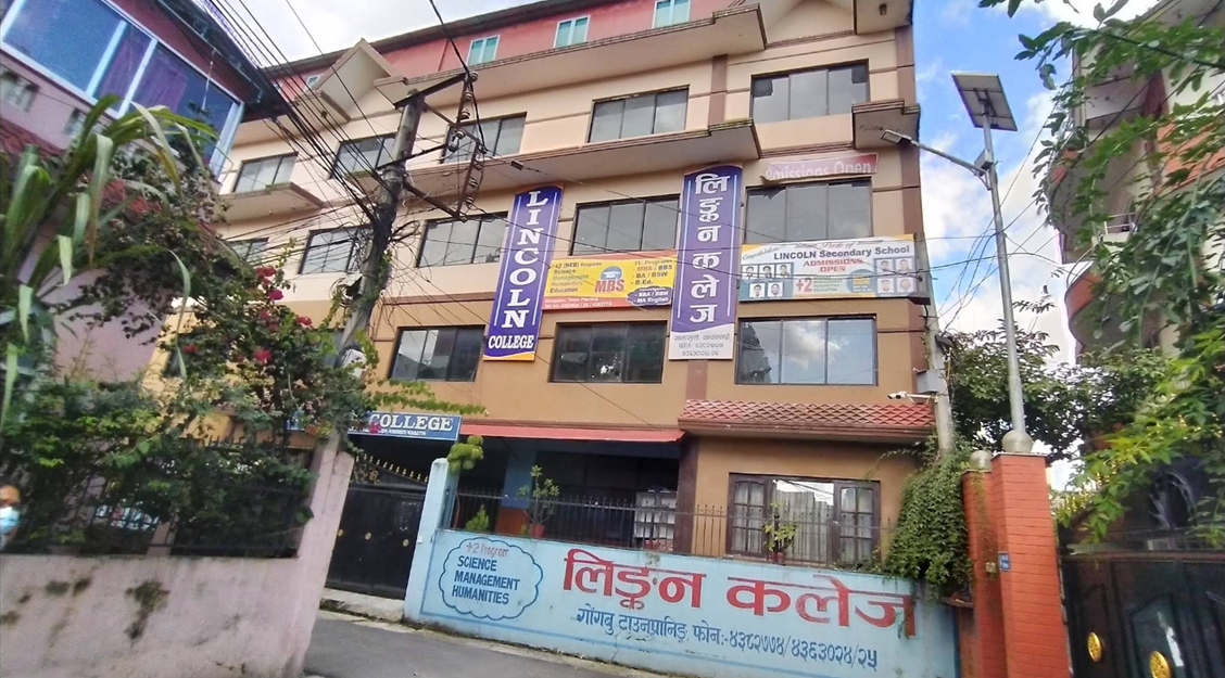 Lincoln College campus