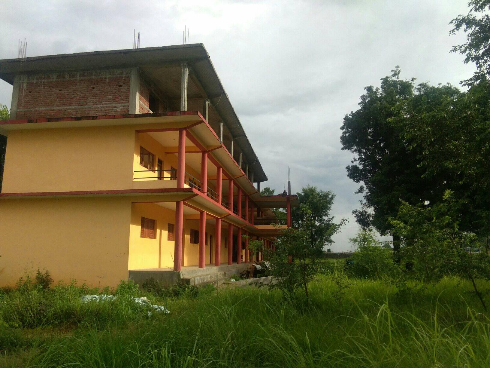 Salyantar Campus campus
