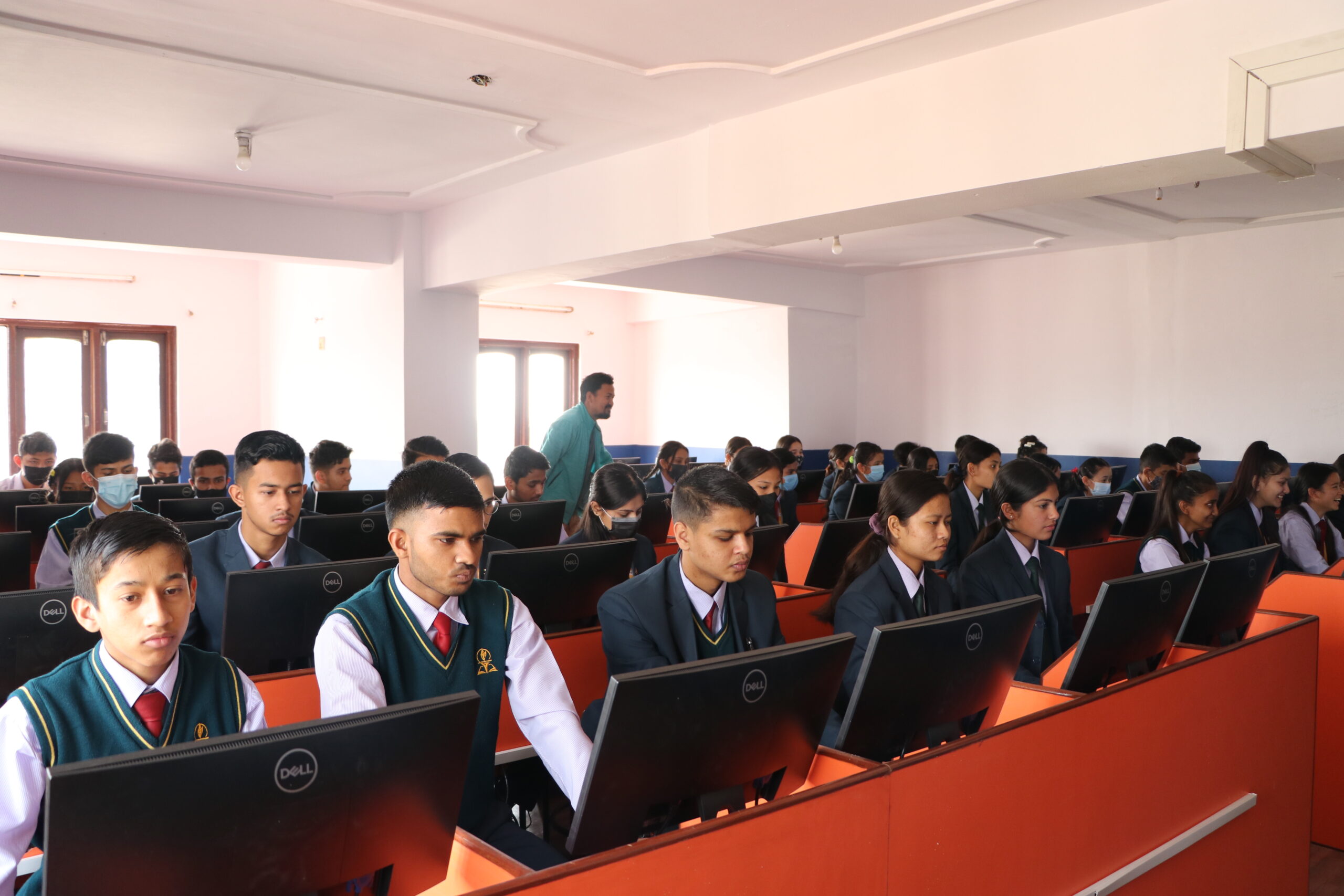 GoldenGate International College gallery image 1